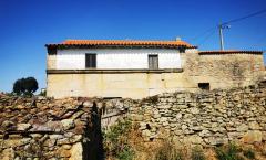 Casa em pedra para reconstruir 35.000€